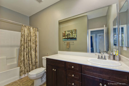 24_5244576_40602-_124