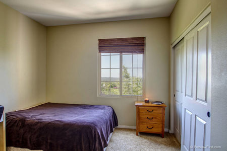 25_5818268_44975--125