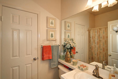 26_3645969_29181-126