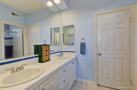 26_5545972_42916-126