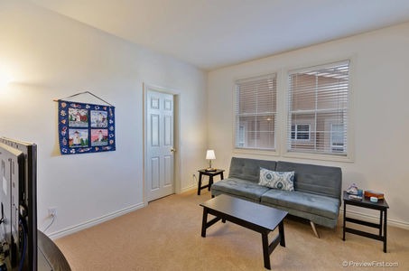 27_5545976_42916-127