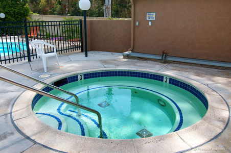 27_8212262_73107_EA-73107-127