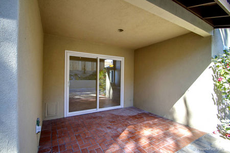 29_5444398_42190-130