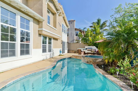 31_5545992_42916-131