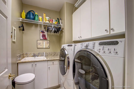 31_5953775_45999-131