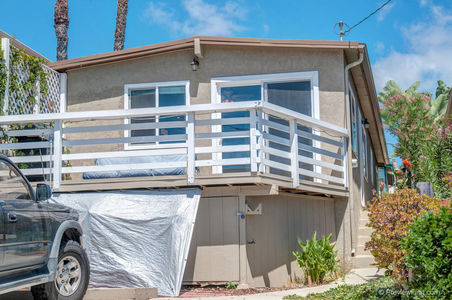 31_7114123_54733-131