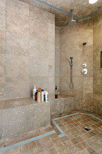 32_9192943_104090_BPO-104090-132