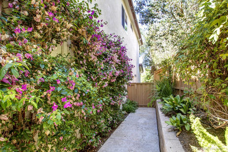 33_5953783_45999-133