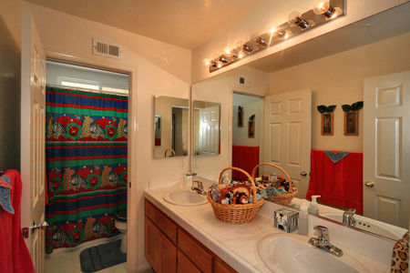 34_3646001_29181-134