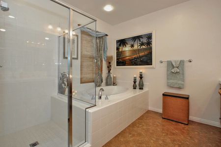 38_3701570_29547-139