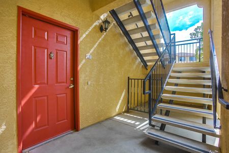 3850-elijah-ct-unit-917-002_web