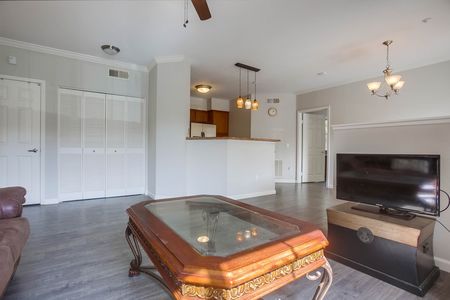 3850-elijah-ct-unit-917-007_web