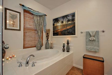 39_3701574_29547-140