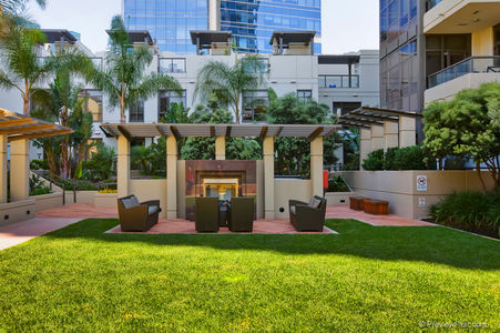 40_8187941_electra---700-w-e-street---92101---111_6175713186_o