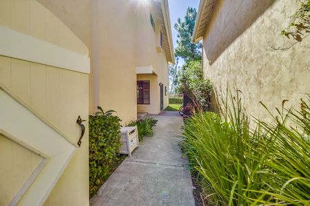 4081-carmel-brooks-way-005_web