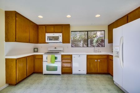 4081-carmel-brooks-way-019_web