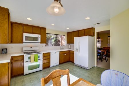4081-carmel-brooks-way-020_web