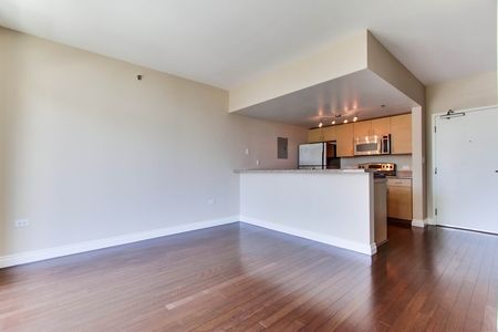 425-beech-street-1202-003_web