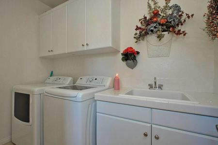 45_3701598_29547-146