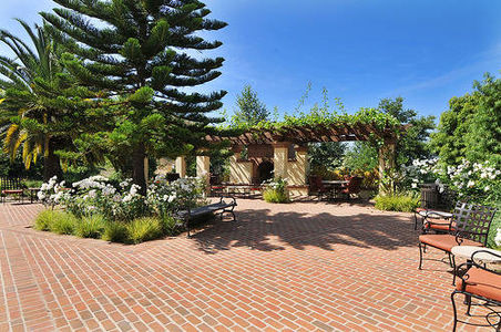 4501506056_16e2b6c7af_web