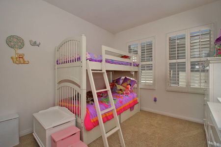 47_3701606_29547-148