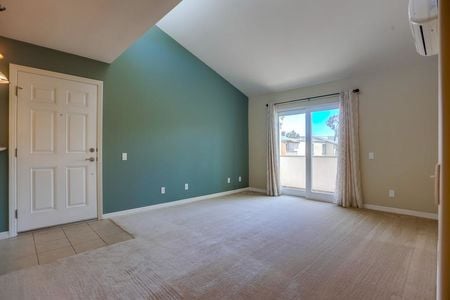 5404-balboa-arms-dr-456-010_1024x682