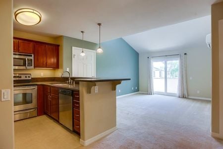 5404-balboa-arms-dr-456-015_1024x682