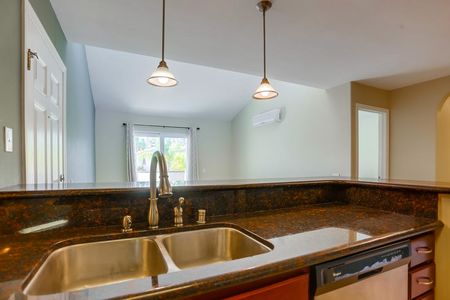 5404-balboa-arms-dr-456-018_1024x682