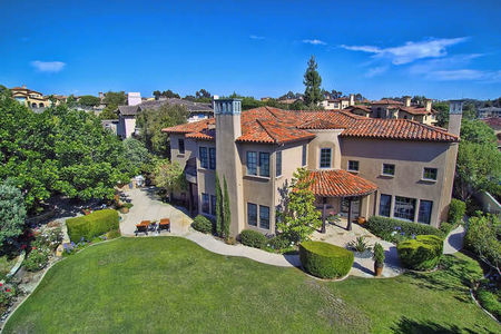 5730 Meadows Del Mar San Diego-small-052-19-508-666x444-72dpi