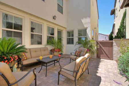 58_3701650_29547-159