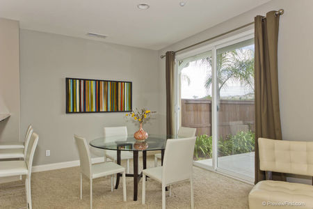 6_5244504_40602-_106