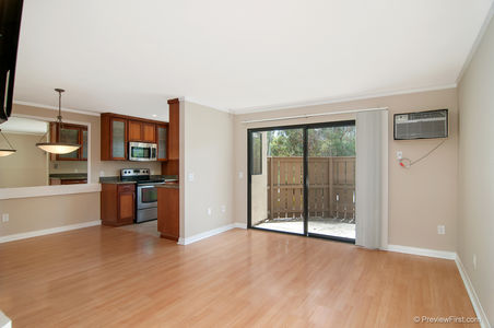 6_8212247_73107_EA-73107-106