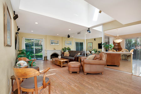 6_8474180_81101_EA-81101-106