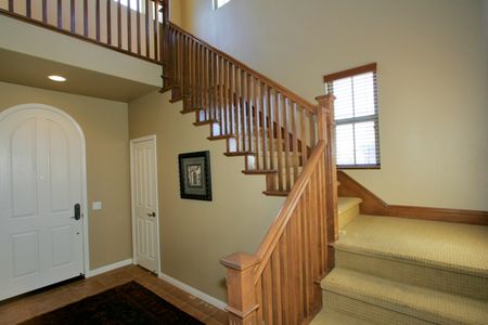 6068Roselle Meadows foyer