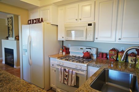 7478 Alicante - Kitchen2