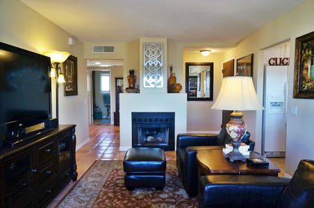 7478 Alicante - Living Room2