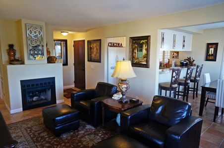 7478 Alicante - Living Room3