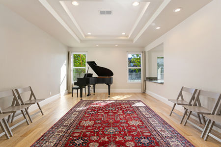 8_9192868_104090_BPO-104090-108