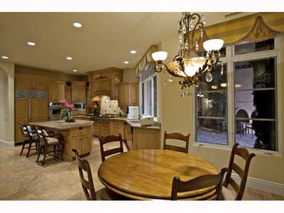 Kitchen and Breakfast area