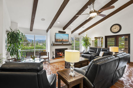 010_010_curb360_real_estate_photography_192