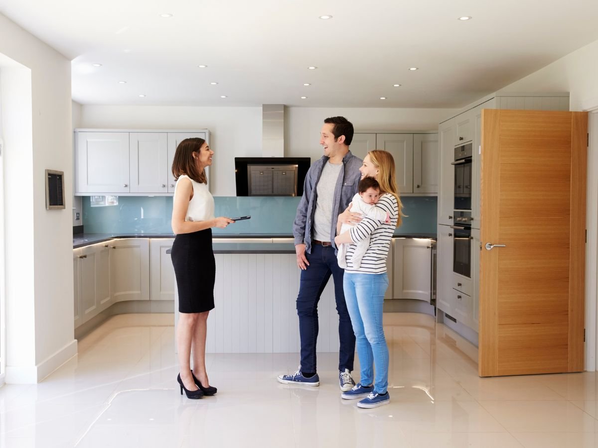 expectations during a home tour