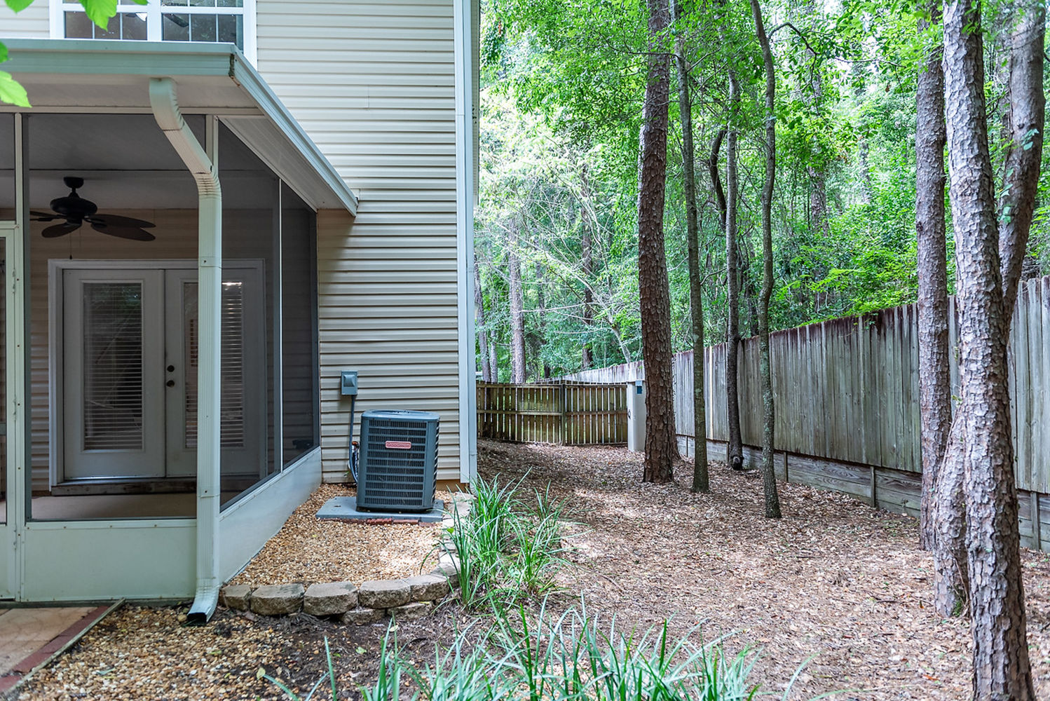 2580 Centerville Ct-1200-45