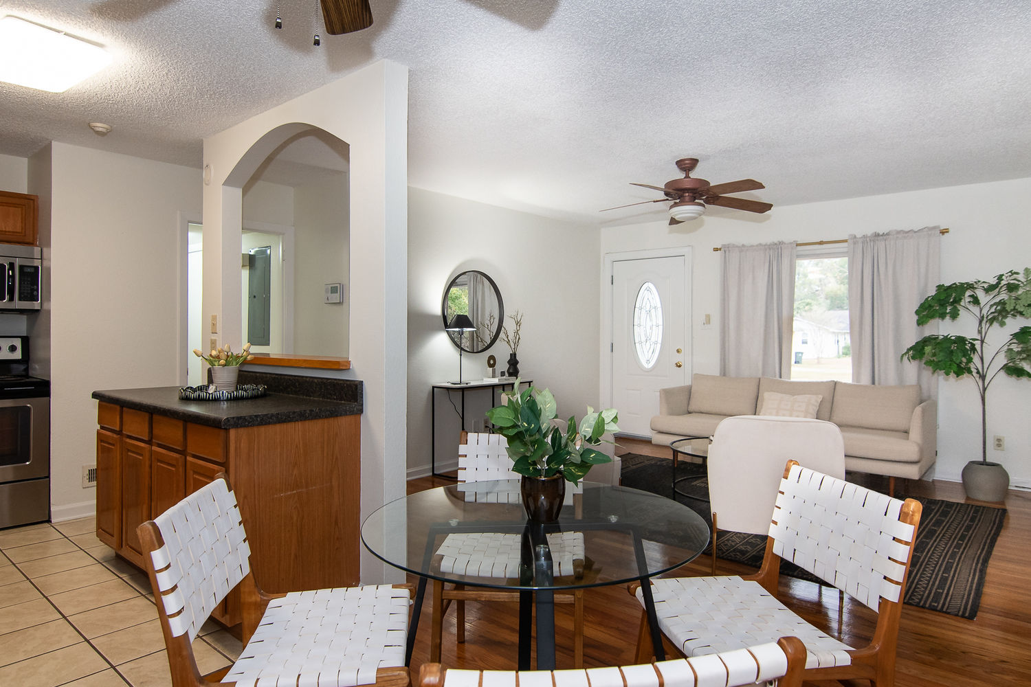 1815 Mayhew Street - 1200px-13