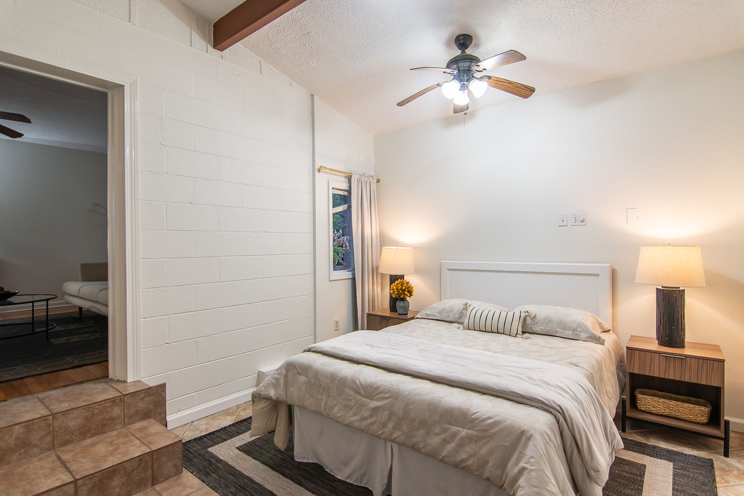 1815 Mayhew Street - 1200px-21