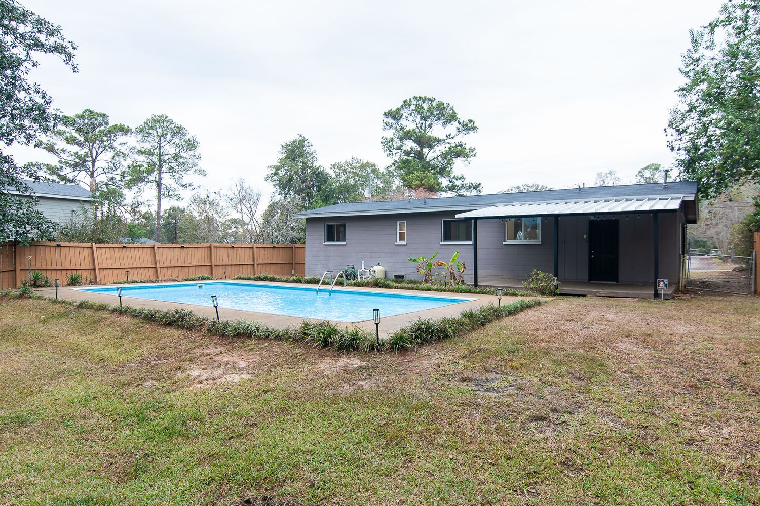 1815 Mayhew Street - 1200px-33