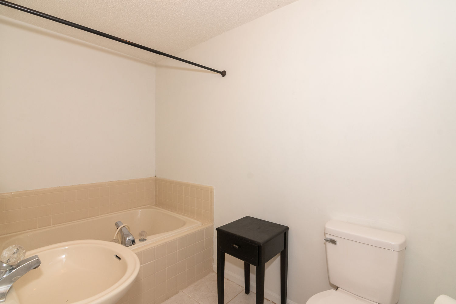 Benchmark Trace-4266-25