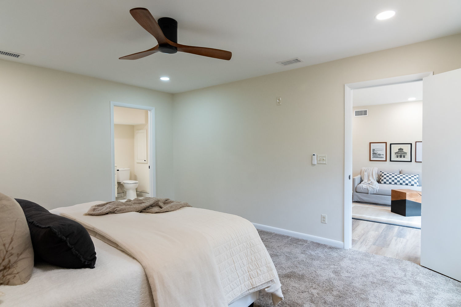 1430 Lucy Street-1800px-69