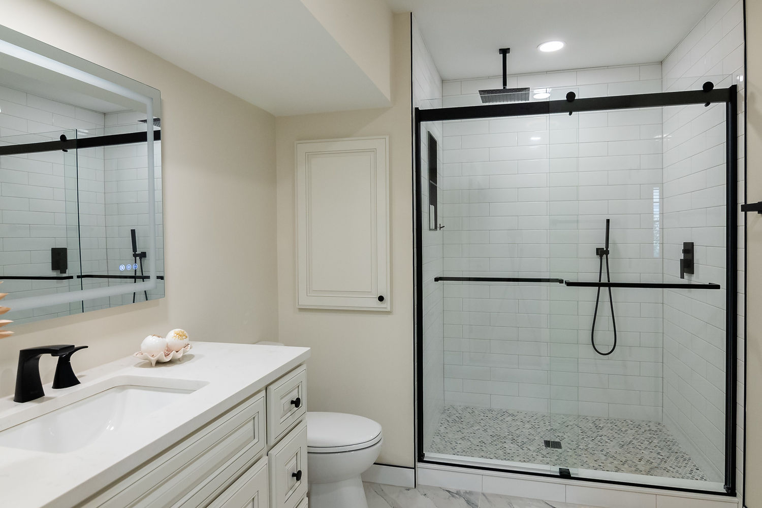 1430 Lucy Street-1800px-76