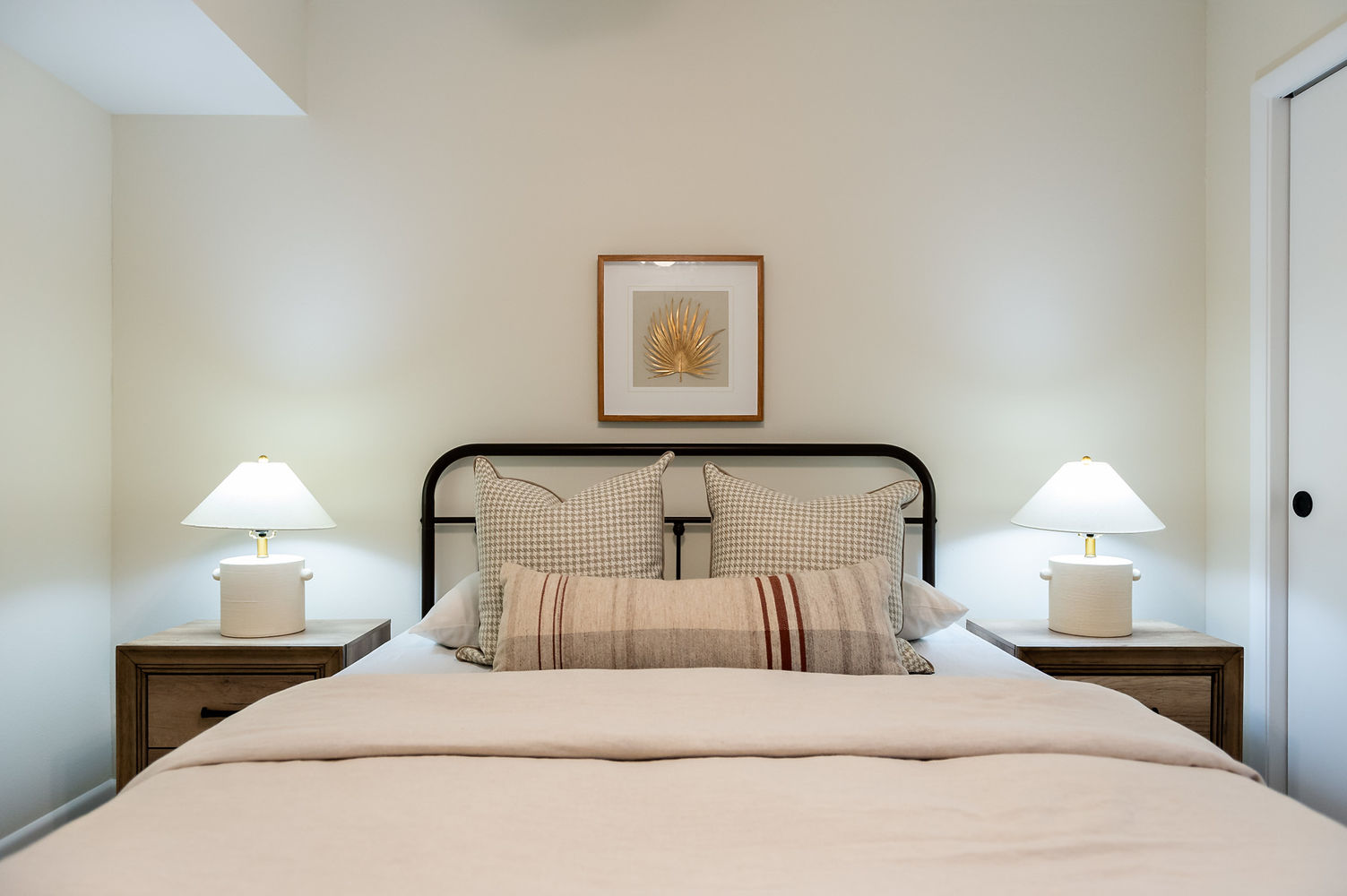 1430 Lucy Street-1800px-93