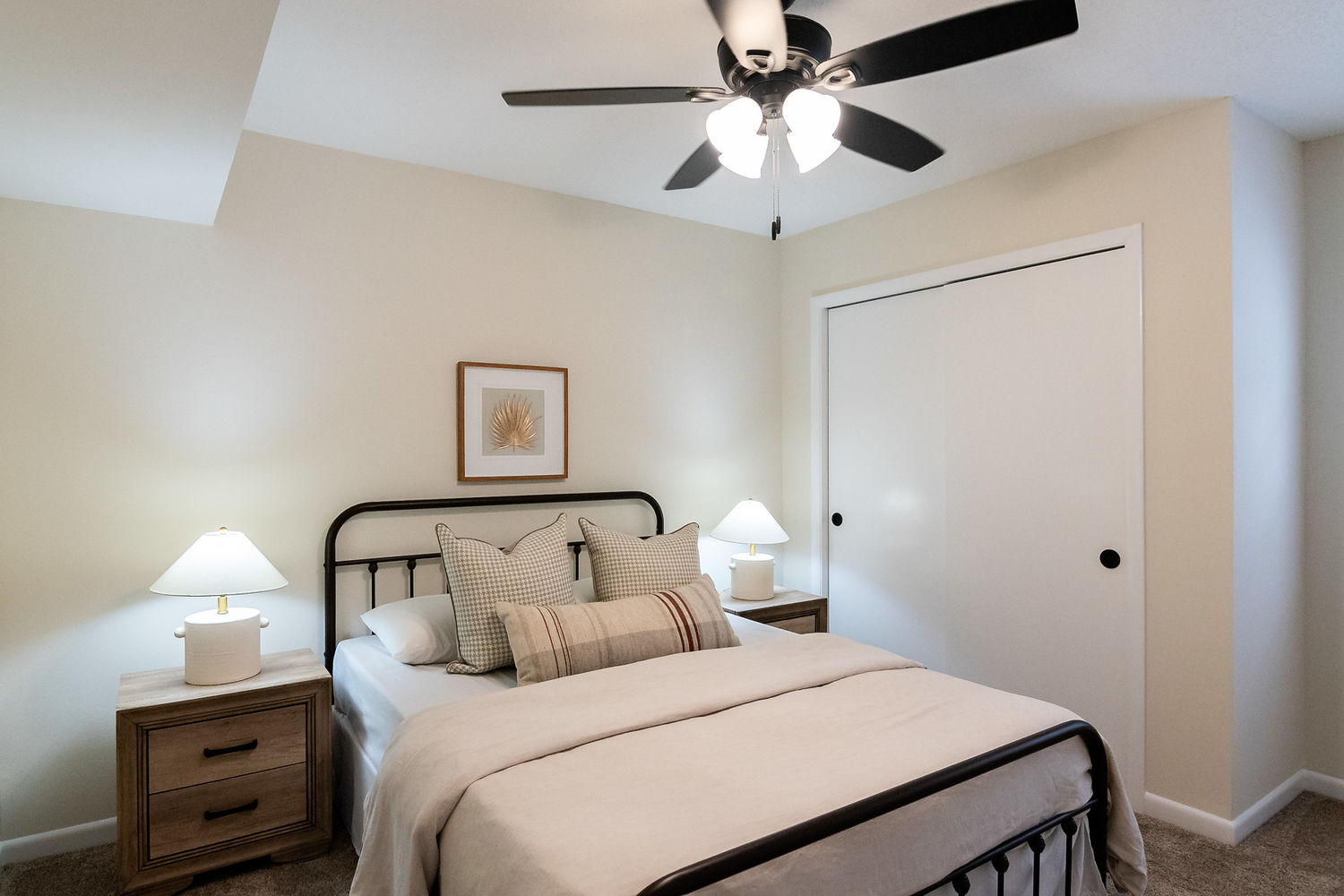 1430 Lucy Street-1800px-94